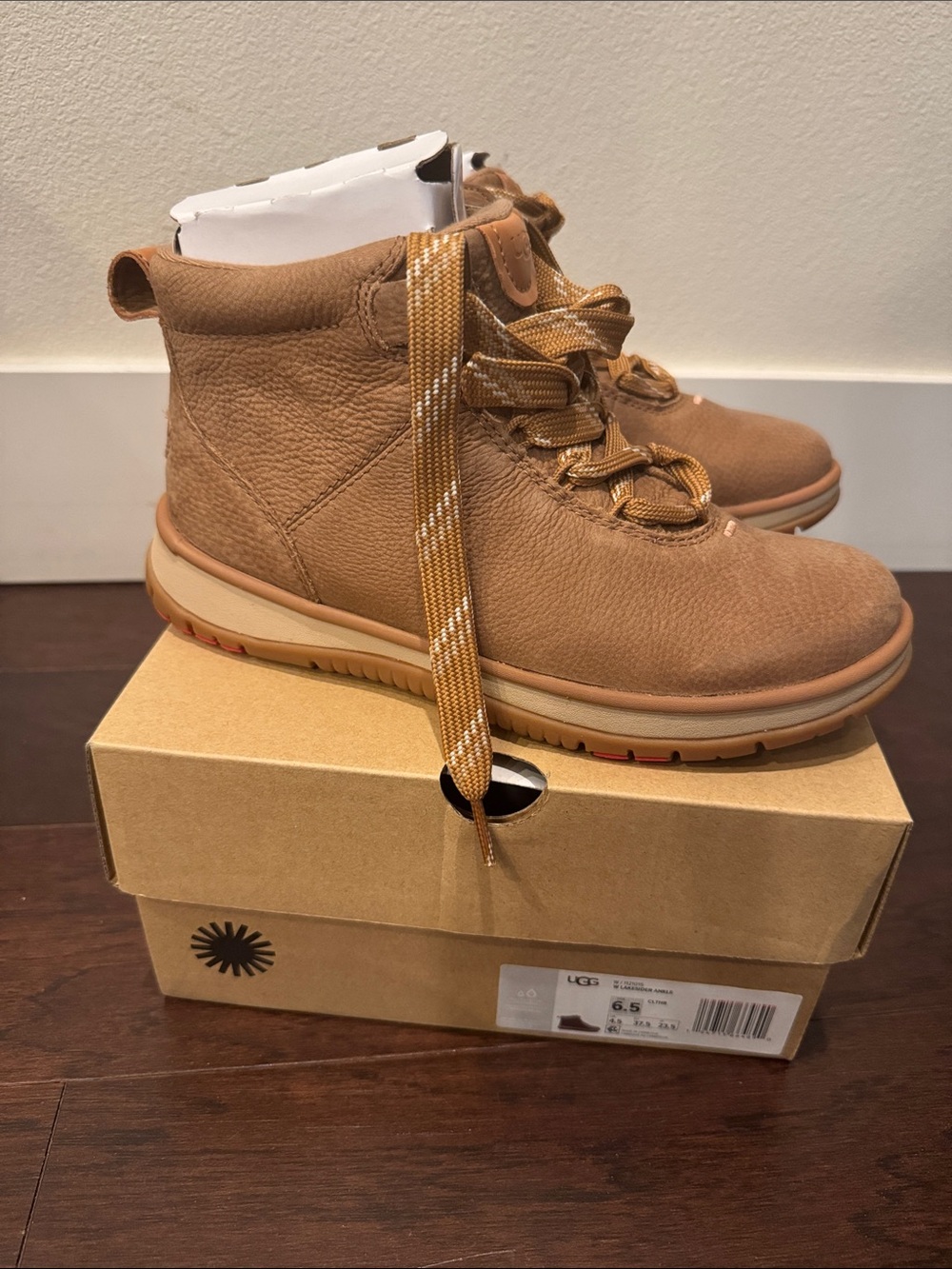 UGG Brown Lace-Up Women's Hiker Boot
